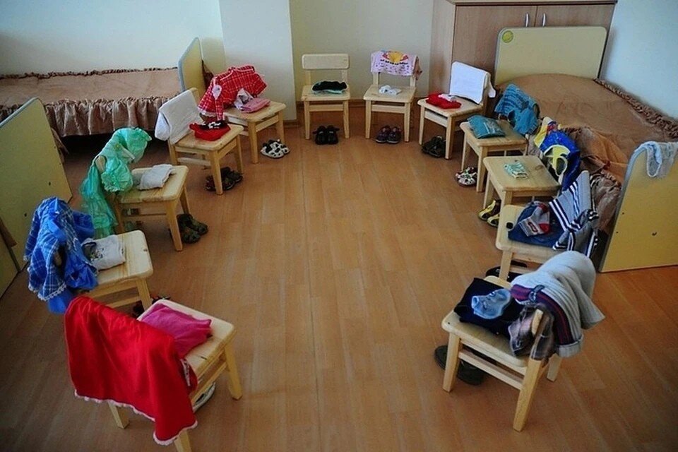     В Новосибирске 12 детских садов получили письма о минировании.  ПЫХАЛОВА Юлия (архив)