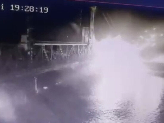   Кадр из видео