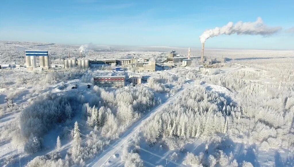 Зимнее производство. Цементный завод в Горнозаводске Пермского края. Аккерман цемент завод в Горнозаводске. ООО «Горнозаводскцемент» (г. Горнозаводск). Подосенов. Завод зимой.