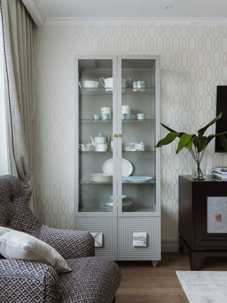 Для мамы и сына. Элегантная квартира в классическом стиле