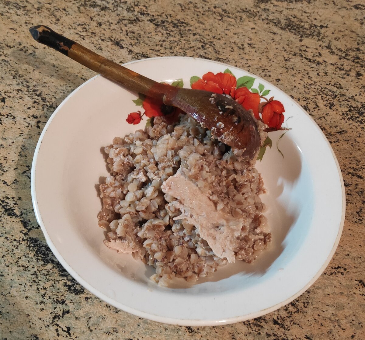 Садимся есть, каша готова (здесь и далее - фото автора)