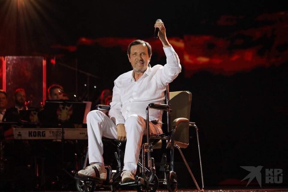     Николай Носков на концерте в Рязани 24 февраля исполнит свои знаменитые хиты «Это здорово», «На меньшее я не согласен», «Паранойя», «Снег» и многие другие. Лариса КУДРЯВЦЕВА/ЭГ