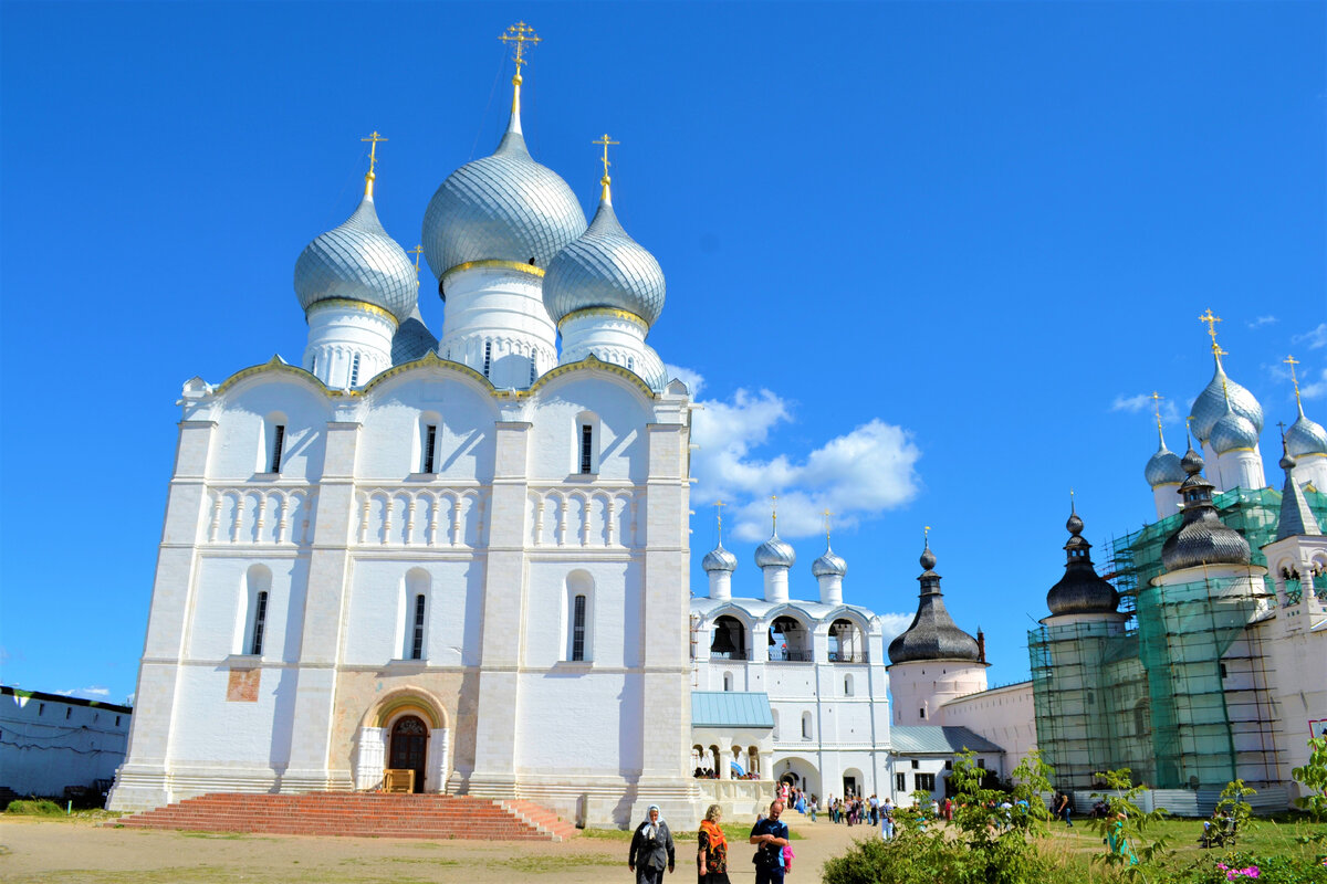 Успенский собор в ростове великом фото