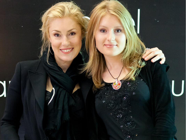 СтарХит (Мария Шукшина с дочкой)