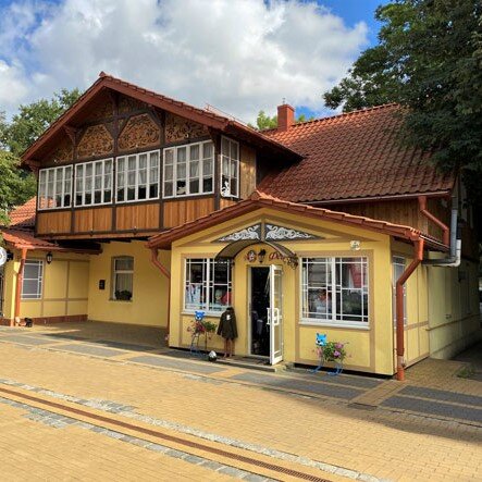 Жилой дом на Курортном проспекте. Некоторые - построен в «швейцарском стиле». Зеленоградск.