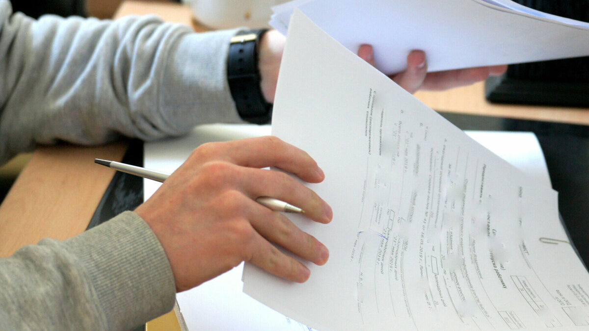     Стало известно о прошедших в администрации Можги обысках. Минздрав обнаружил очереди на забор крови в детской поликлинике ГКБ №5 Ижевска. Истрия о том, как детский сад в Балезинском районе стал нерентабельным, а вскоре станет недействующим. Udm-info подводит информационные итоги 17 февраля.