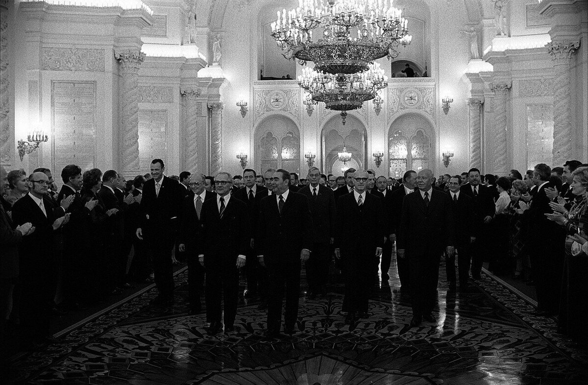 Беловежская пуща ельцин кравчук и шушкевич. Алма атинские соглашения 1991. Союз россия белоруссия казахстан армения киргизия. Союз 12 государств. Саммит снг в казахстане 2022.