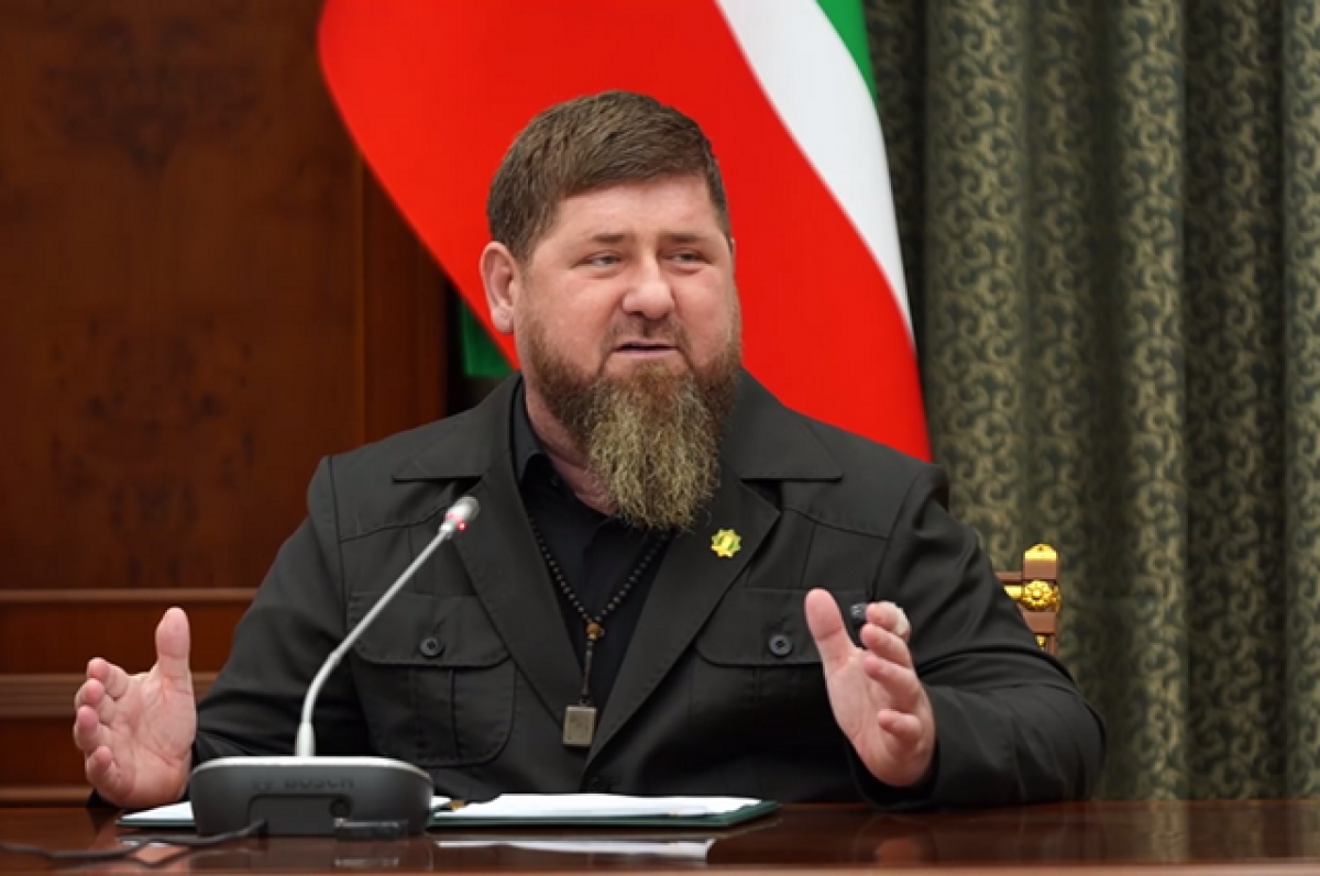    Глава Чечни показал видео с ликвидацией украинских солдат миномётным огнём