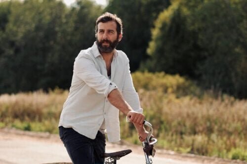    Иван Ургант вернется на экраны. Он снялся в дебютном фильме звезды русского ютуба