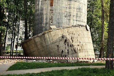    Водонапорная башня обрушилась в щелковском Монино © Пресс-служба ГУ МЧС России по Московской области