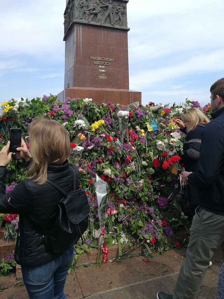 Памятник неизвестному матросу в Одессе 9.05.2019