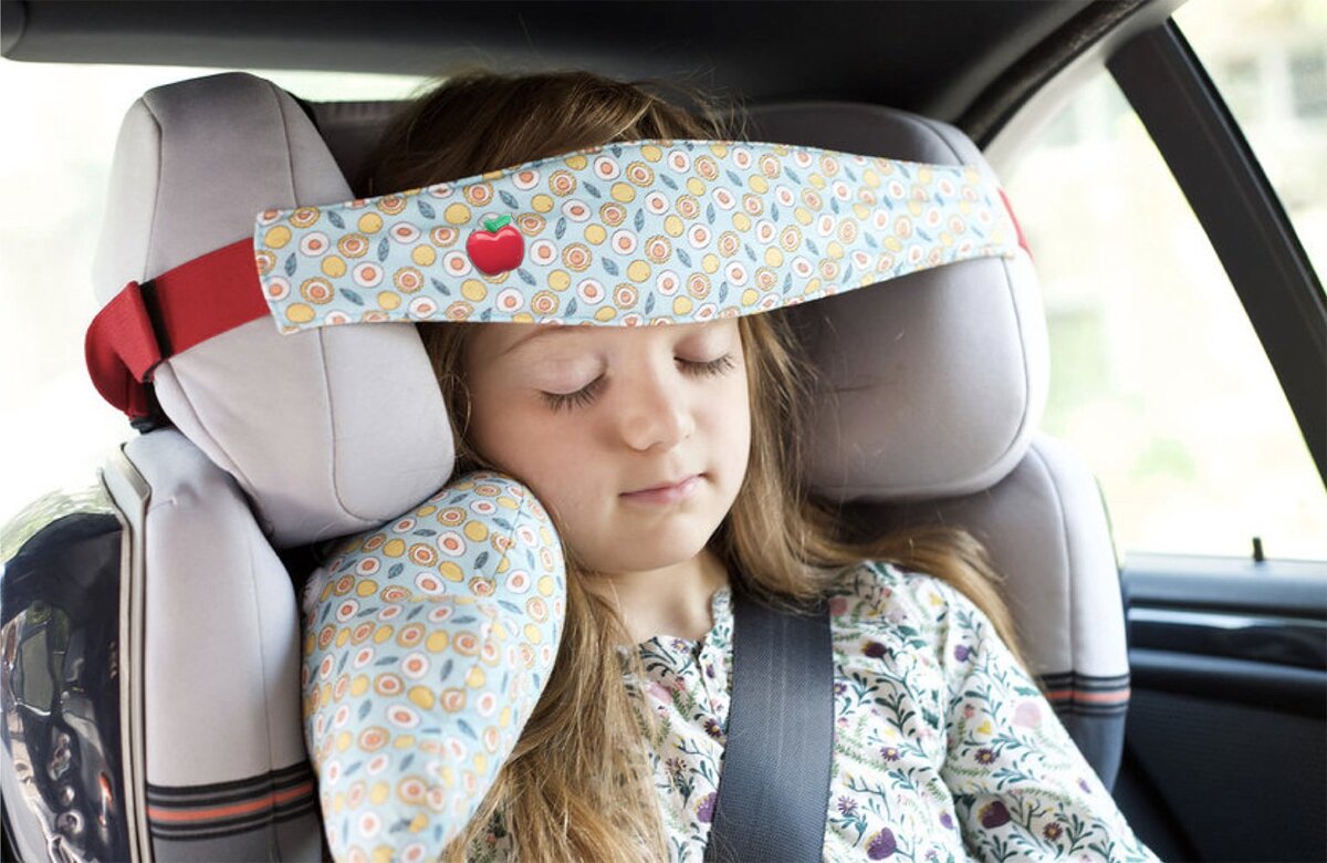 Подушка в машину для ребенка