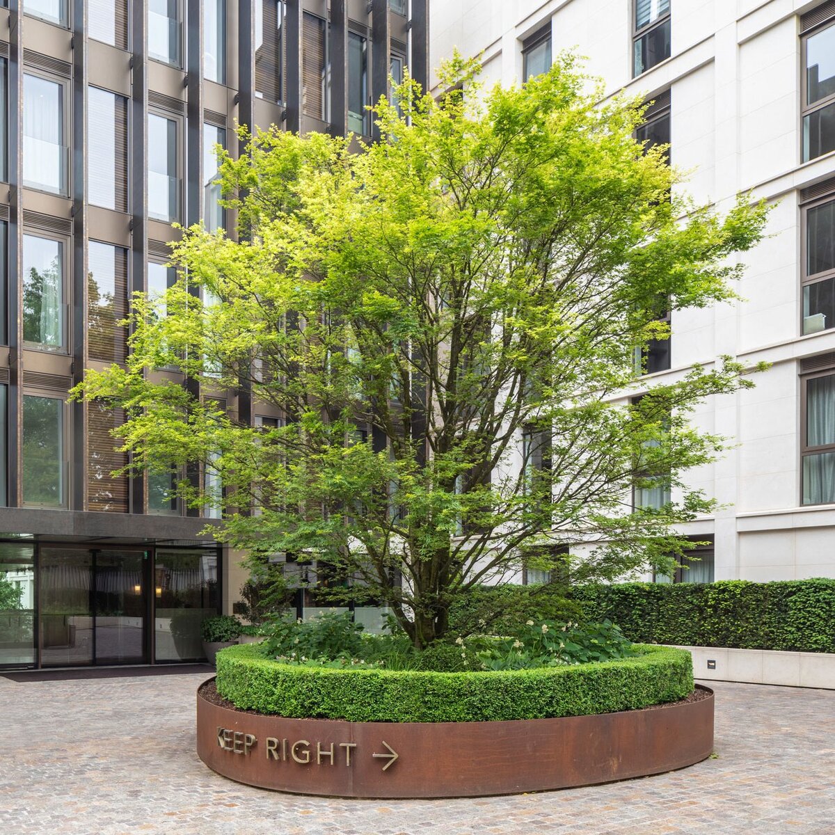 http://landezine.com/wp-content/uploads/2019/07/holland-park-villas-11%E2%88%8Fjohn-sturrock.jpg