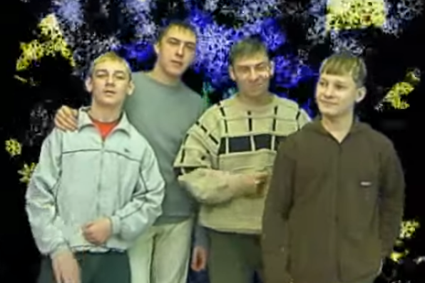 Почему-то играет в голове песня гр. Стекловата “Новый год”