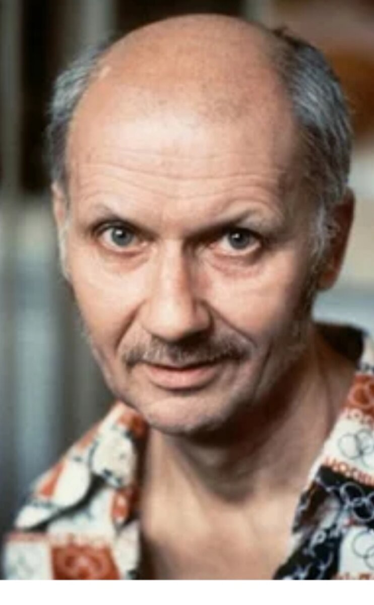 14 февраля 1994 года казнён выстрелом пули в затылок