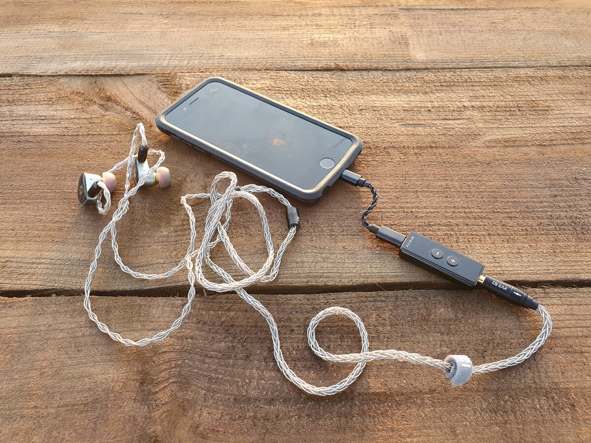 Цап - цифро-аналоговый преобразователь и усилитель для наушников