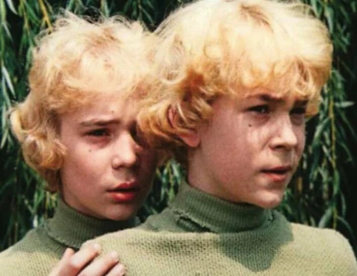 Кадр из "Приключения электроника"