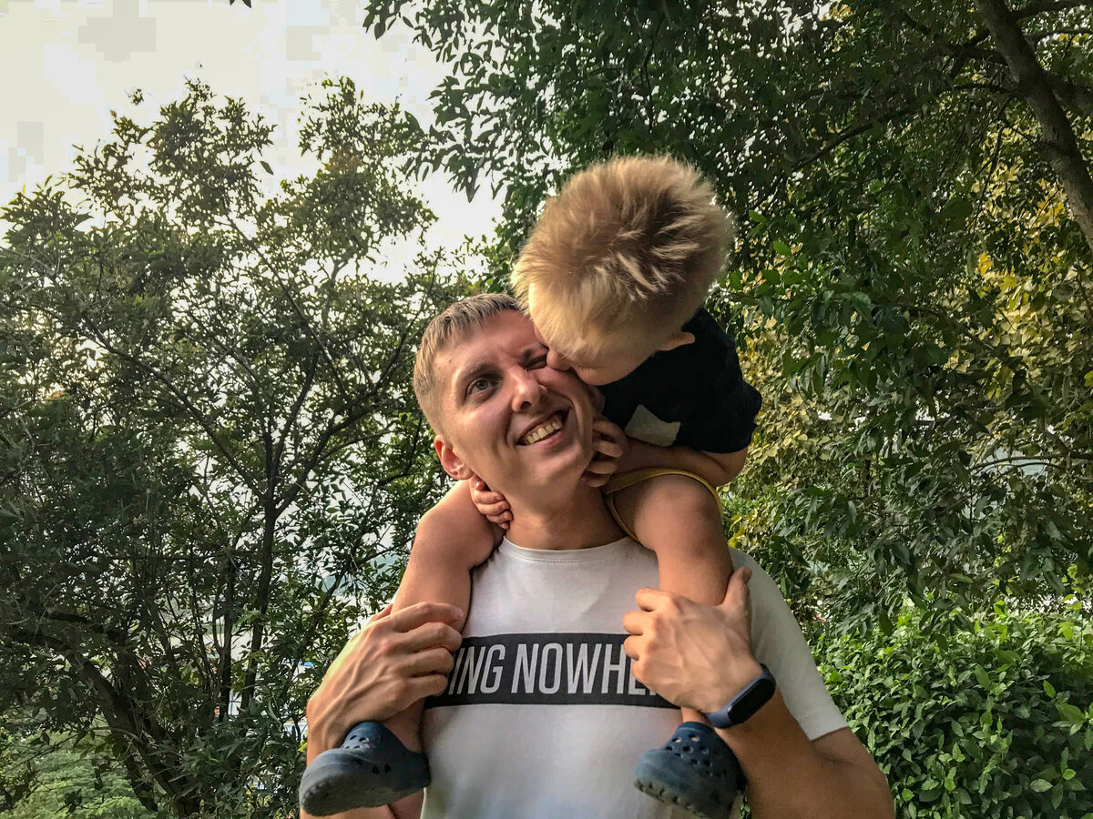 Фото в Нячанге. Папа с сыном