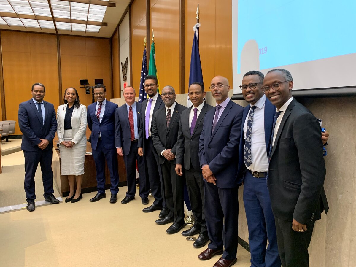 Официальные представители эфиопской делегации встретились с должностными лицами Государственного департамента для обсуждения американских инвестиционных возможностей в Эфиопии на форуме эфиопских партнерств 2019 года.