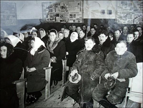 Примерно так и проходили школьные собрания