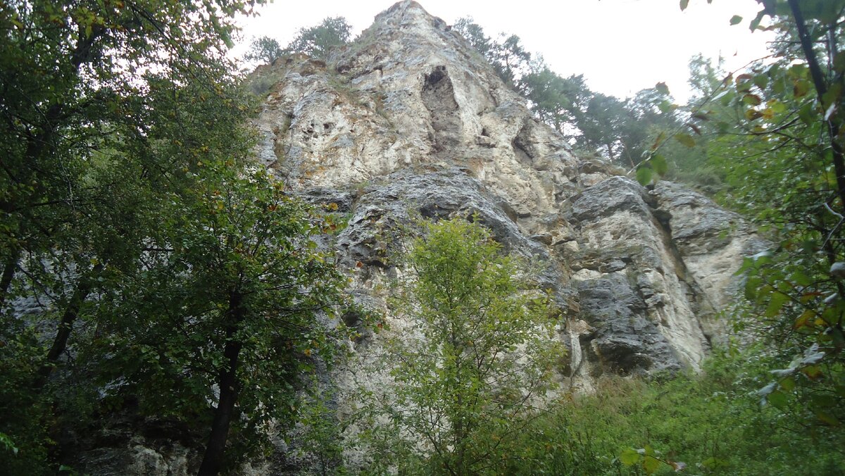 Ермак — известняковые камни на берегу реки Сылва в Пермском крае