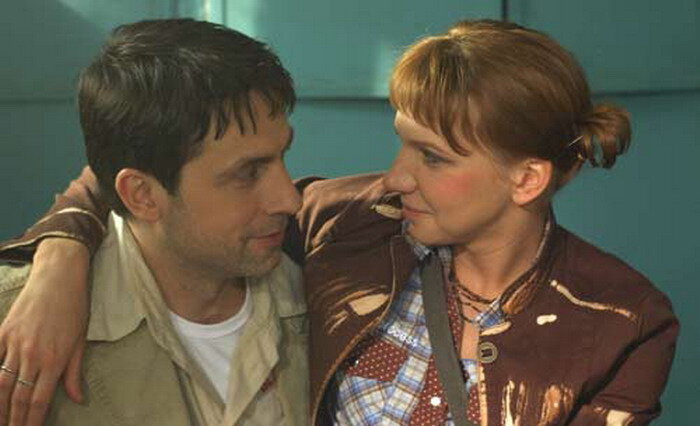 Лучшая парочка, которую в книге развели, зато есть экранизация, где они счастливы вместе (еще один повод мне пересмотреть сериал)