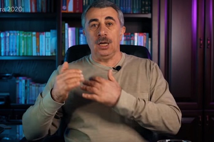 Доктор Евгений Комаровский. Кадр из видео передачи 