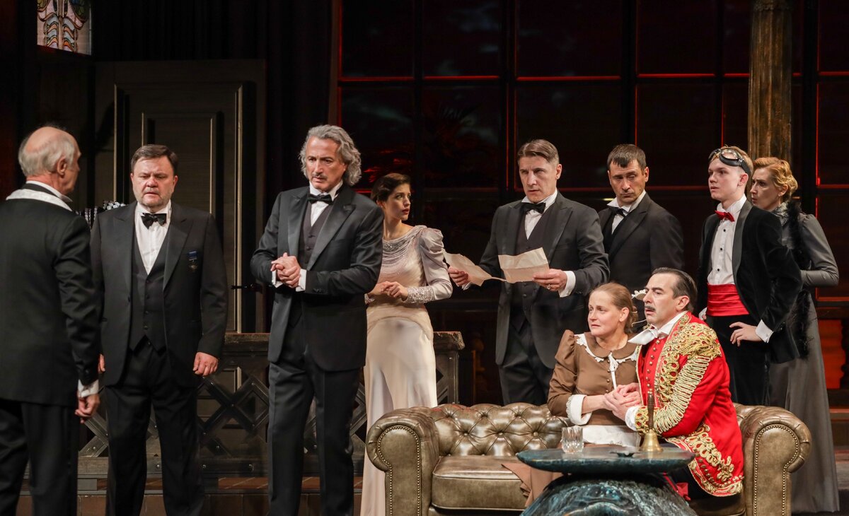 и никого не стало театр табакова. и никого не стало спектакль. и никого не стало театр олега табакова. и никого не стало спектакль табакерка. и никого не стало спектакль.