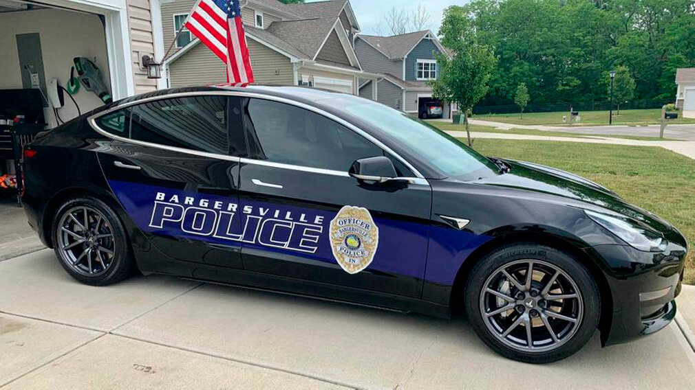 Tesla Model 3. Фото: Bargersville Police