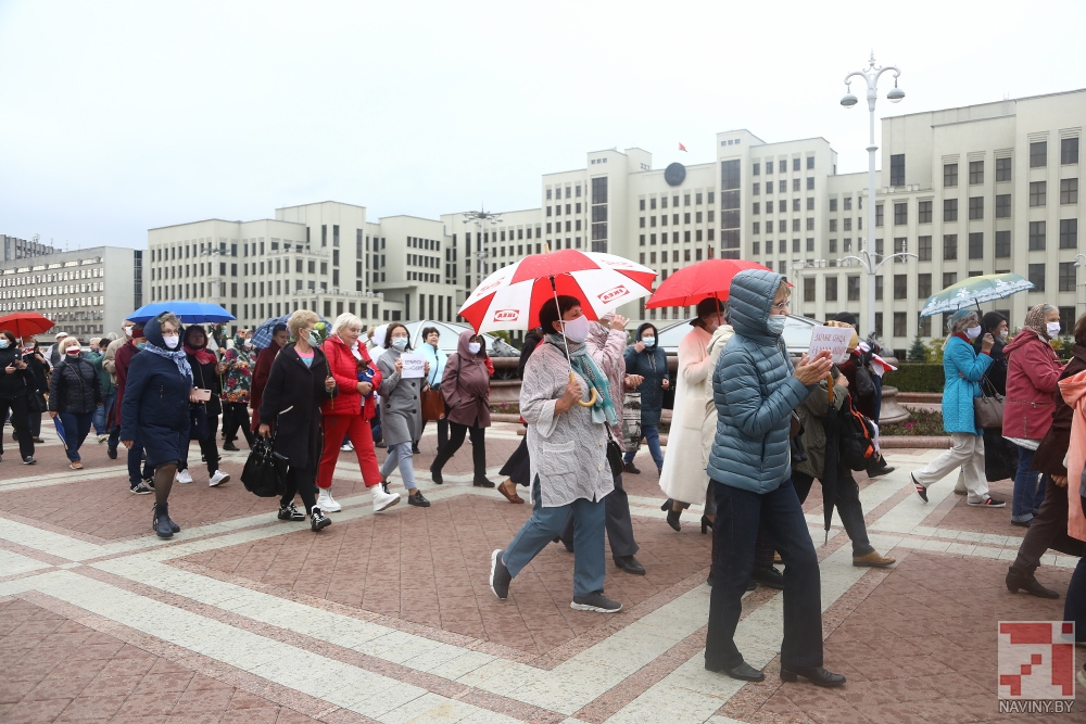 Оппозиционный марш пенсионеров  в Минске.