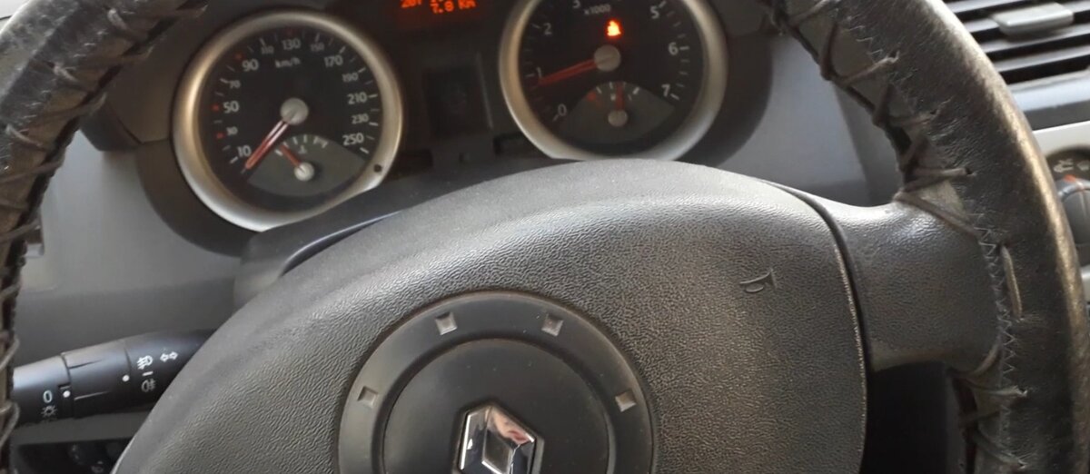 Кожаная оплётка со шнурком