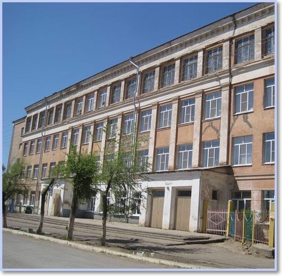 школа 27 астрахань. школа номер 51 астрахань. школа 27 астрахань. школа № 4 астрахань. школа 48 астрахань.