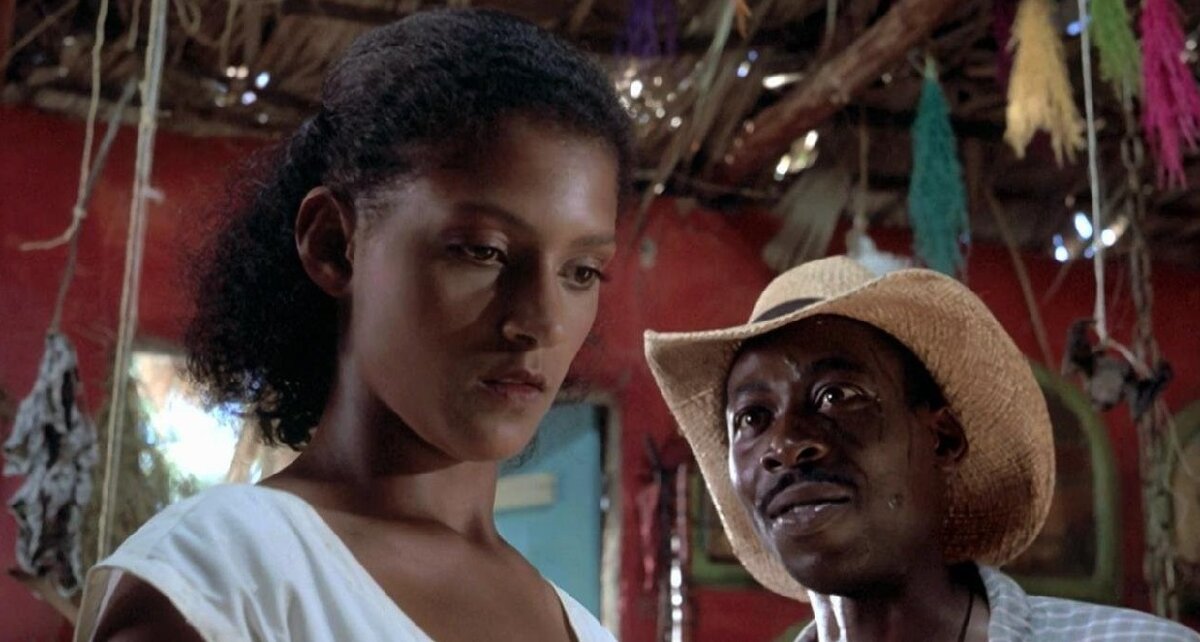 Кадр из фильма "Змей и радуга" 1988Г. США.  Ужасы, триллер, фэнтези. 