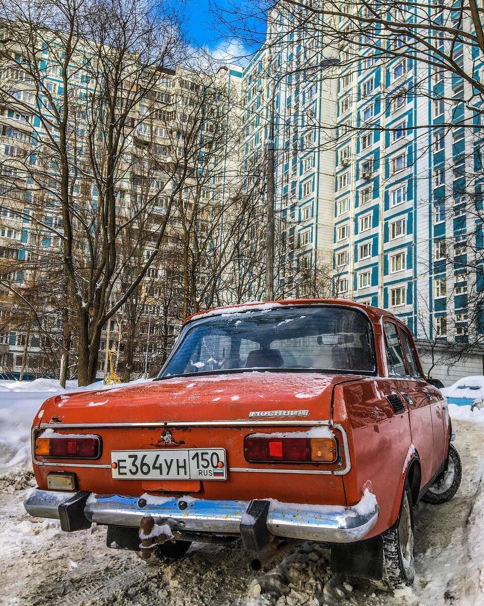 "Москвич" 2140 