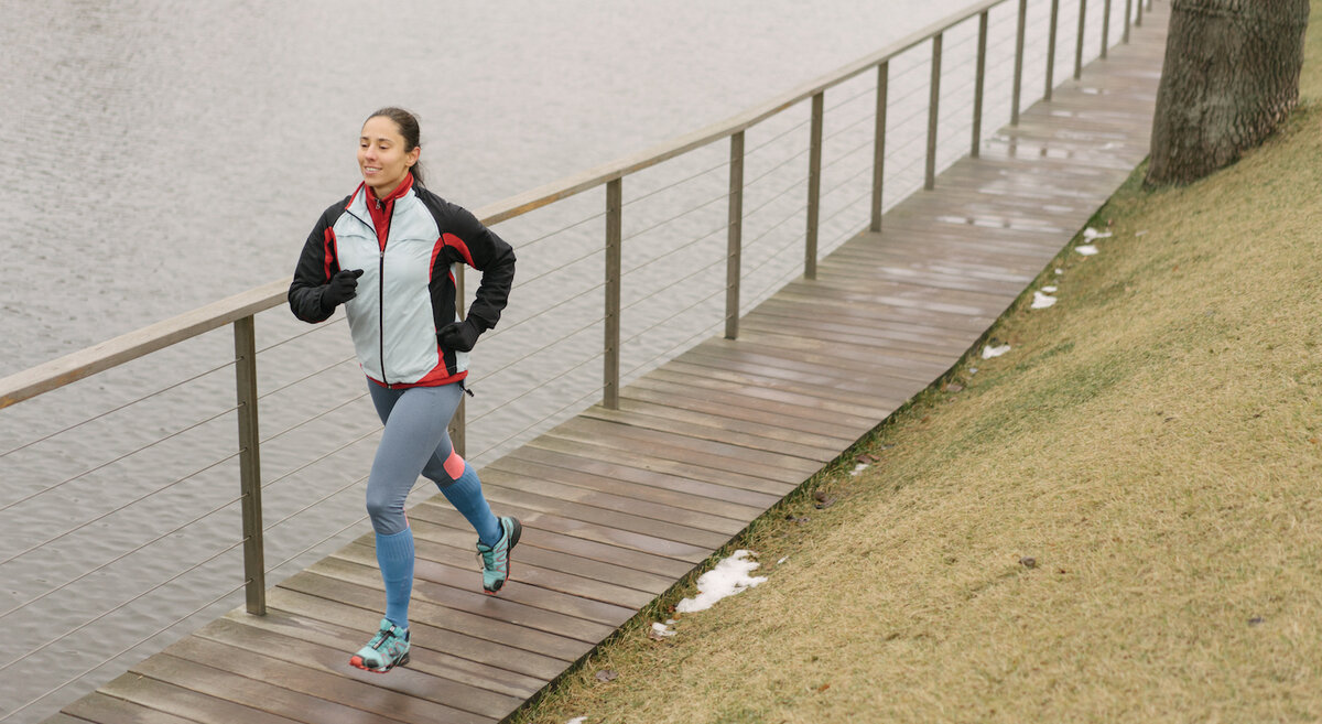 Автор: Наталия Владимирова, любительница бега. Подготовилась к полумарафону с помощью смартфона и умного носимого девайса, не пробежала его — но осталась счастливой и здоровой 