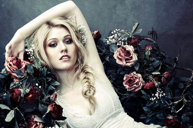 
Получила классическое образование  балерины! Кэтрин Макнамара - одна из ”самых желанных женщин" в мире. Она способна располагать к себе других людей. Кроме того, она, несомненно, восхитительна.