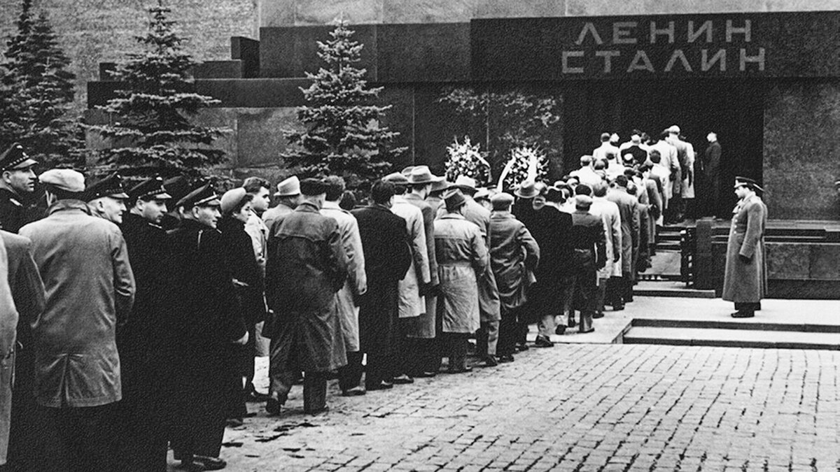 Дмитрий Бальтерманц Чайковский 1945