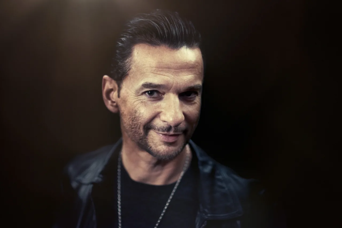Depeche mode dave gahan. солист depeche mode. дэйв гаан 2020. солист depeche mode. Depeche mode солист.