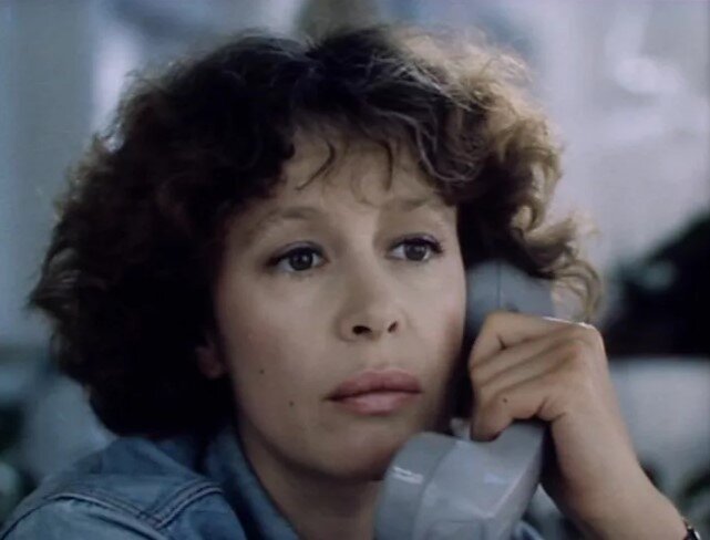Кадр из фильма. Марина Неёлова