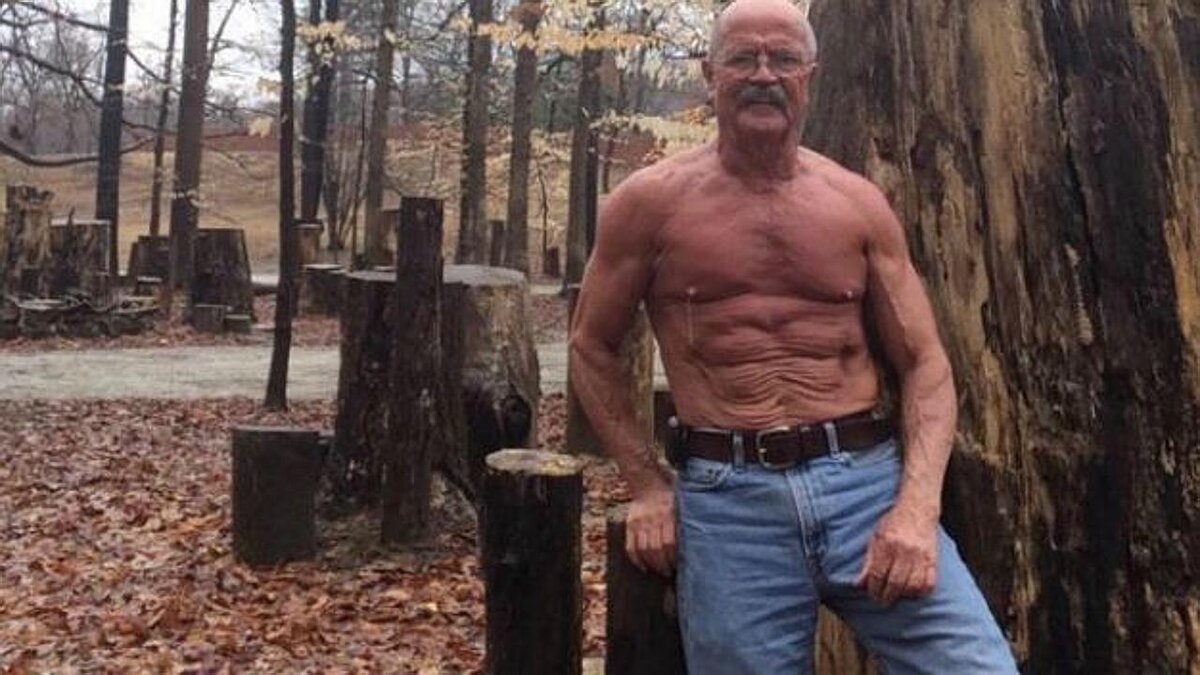   Из личных социальных сетей