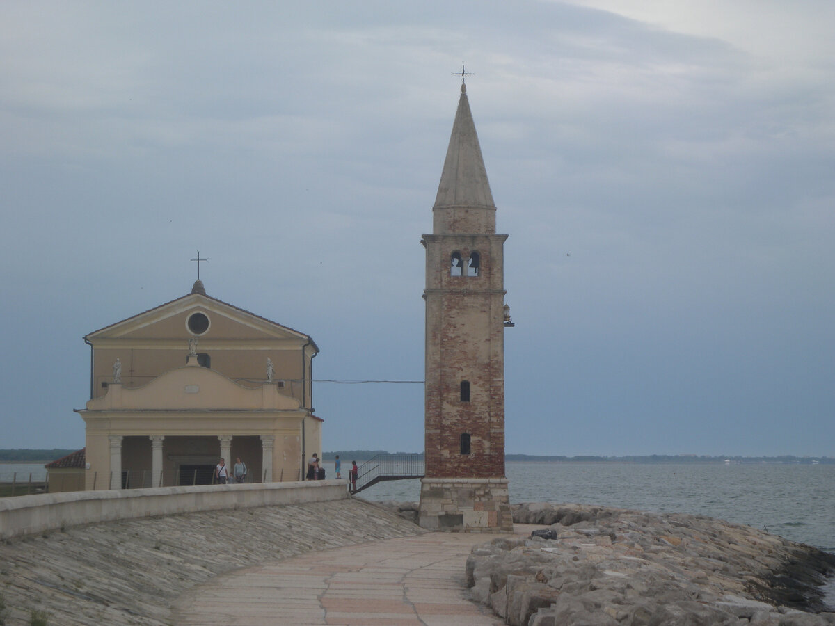 церковь с колокольней Madonna dell'Angelo