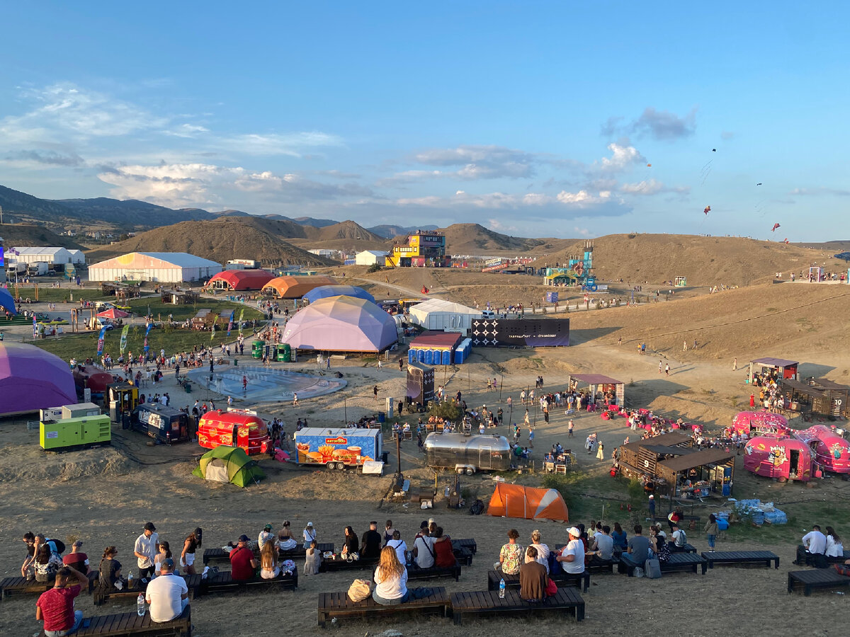 Территория фестиваля Таврида.АРТ сегодня