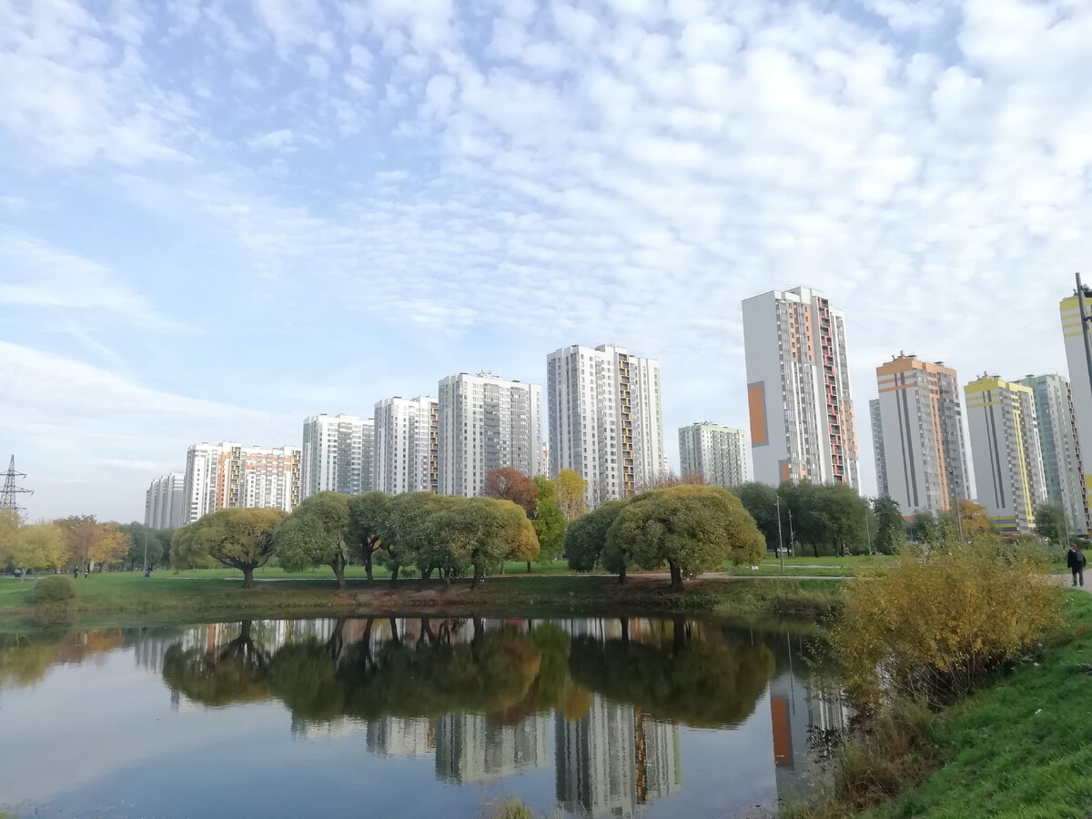 Фото, кстати, мое. Вид с парка Интернационалистов  