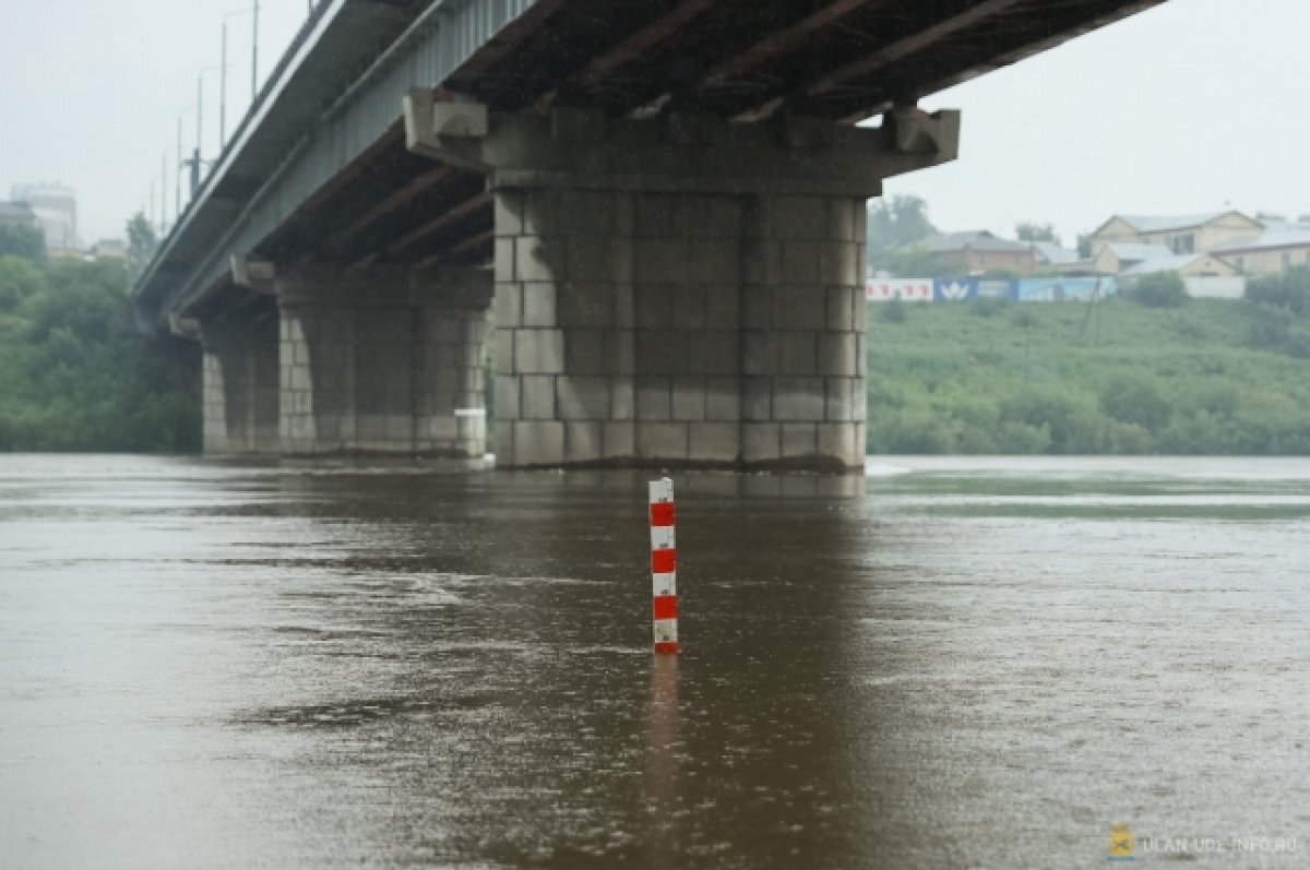    На 25 сантиметров за сутки повысилась Селенга в Улан-Удэ