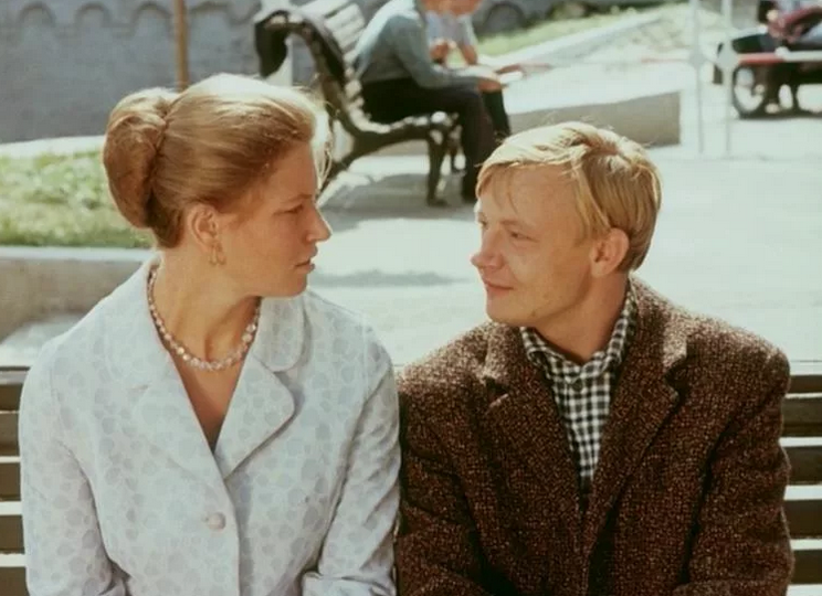 © Здравствуй и прощай (1972) - Я не за юбкой, а за смыслом жизни поехал! 2015 Со
