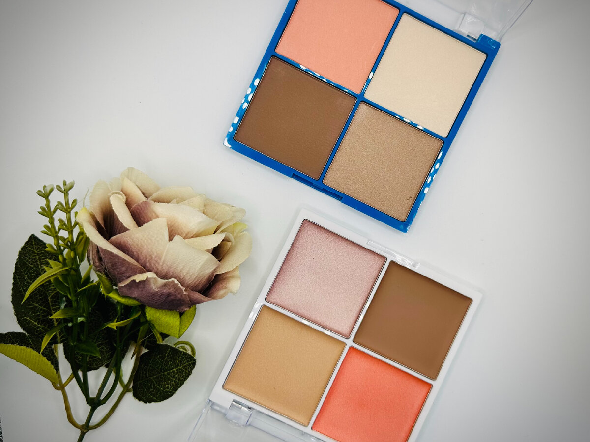 Палетки возможно использовать вместе: закрепляйте кремовую сухой