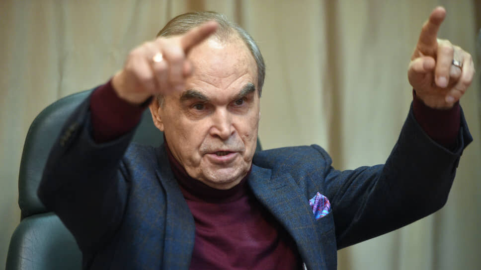 Фото: Александр Миридонов / Коммерсантъ📷Режиссер Глеб Панфилов во время интервью на киностудии «Мосфильм» (2018 год)