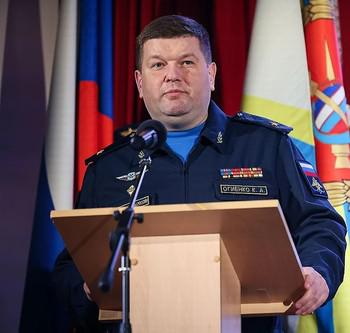 Константин Огиенко, командир 1-й ордена Ленина армии противовоздушной и противоракетной обороны особого назначения.
