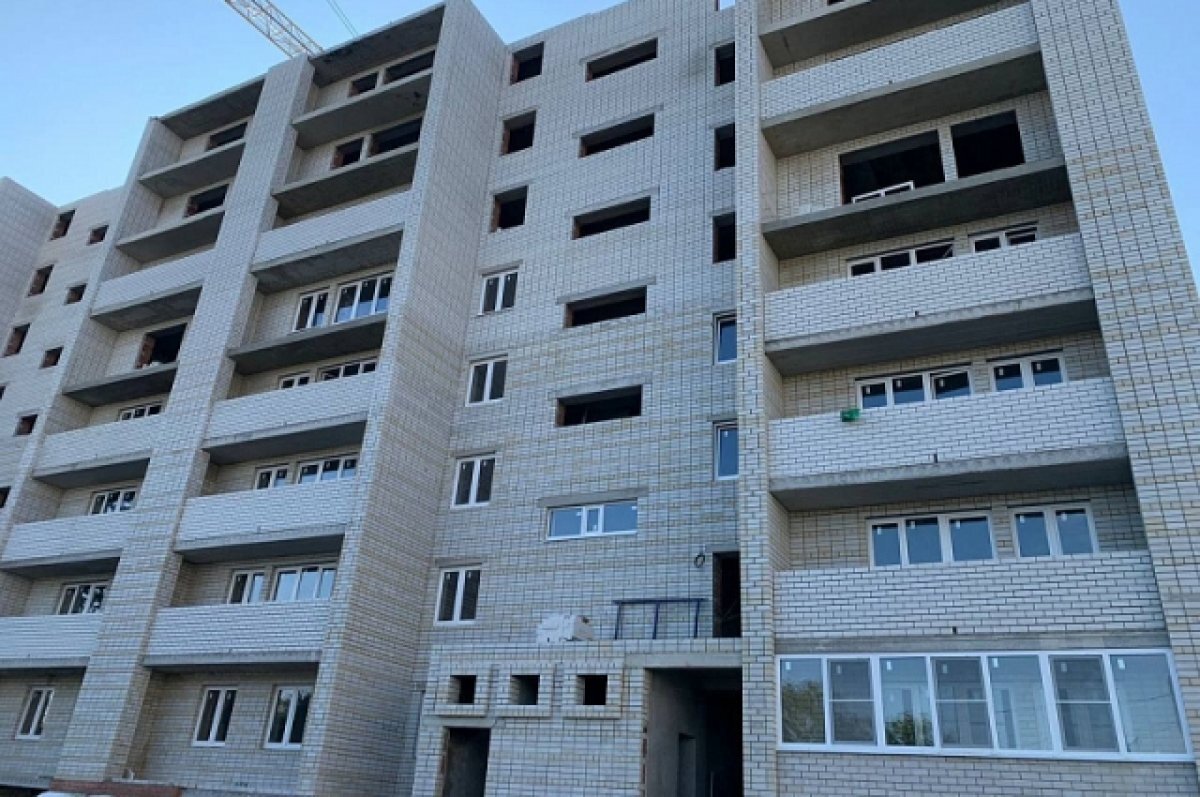    В Ейске завершают восстановление высотки возле которого упал самолет