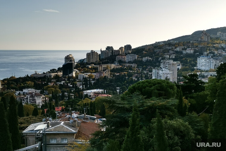    В Крыму продали имущество украинских олигархов на сумму более 815 миллионов